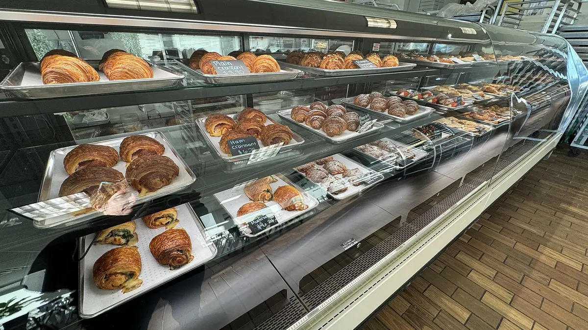 Sweet Art School – patisserie in Rugby town centre